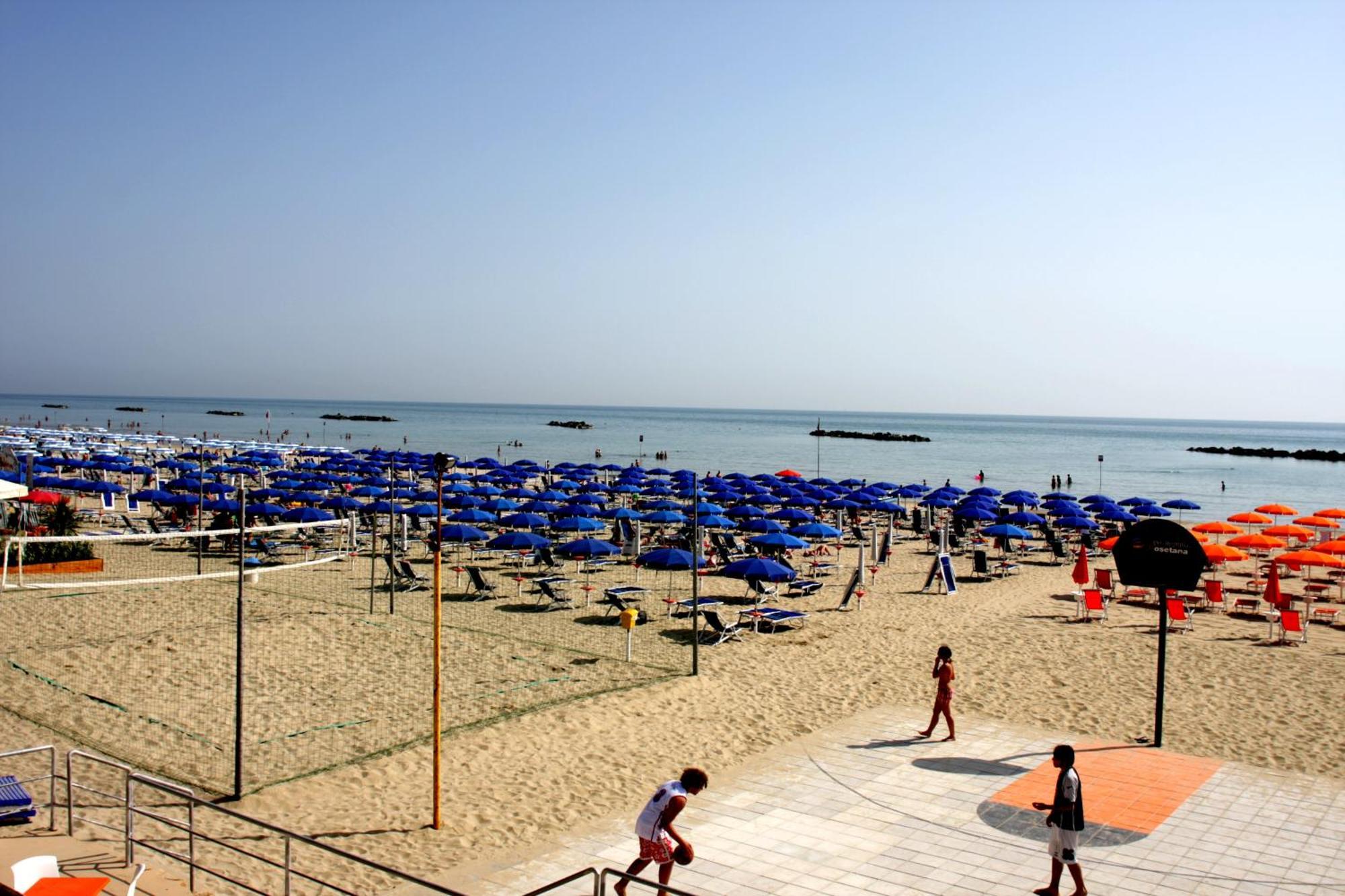 La Perla B&B Hotel Roseto Degli Abruzzi Eksteriør billede