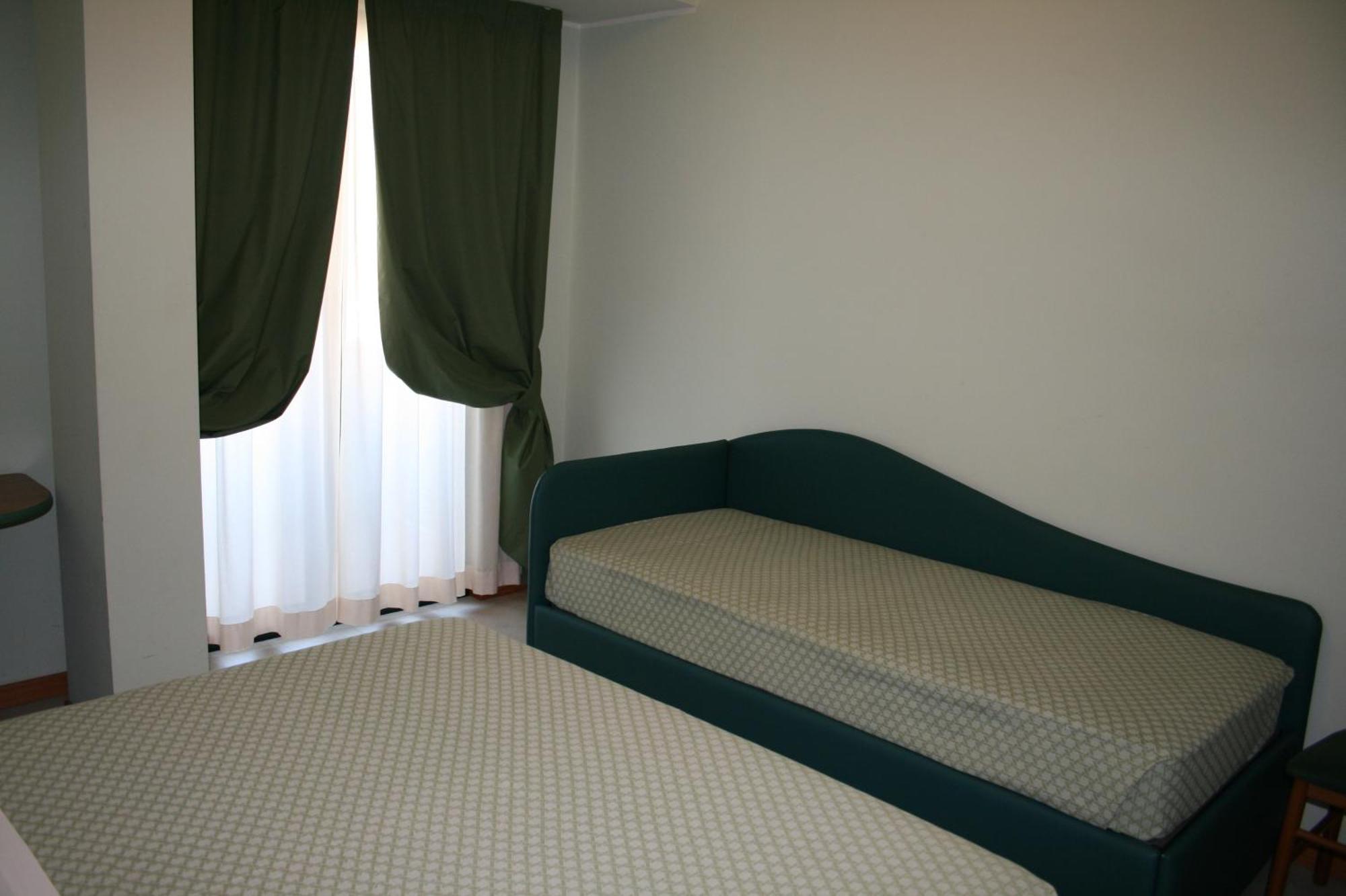 La Perla B&B Hotel Roseto Degli Abruzzi Eksteriør billede