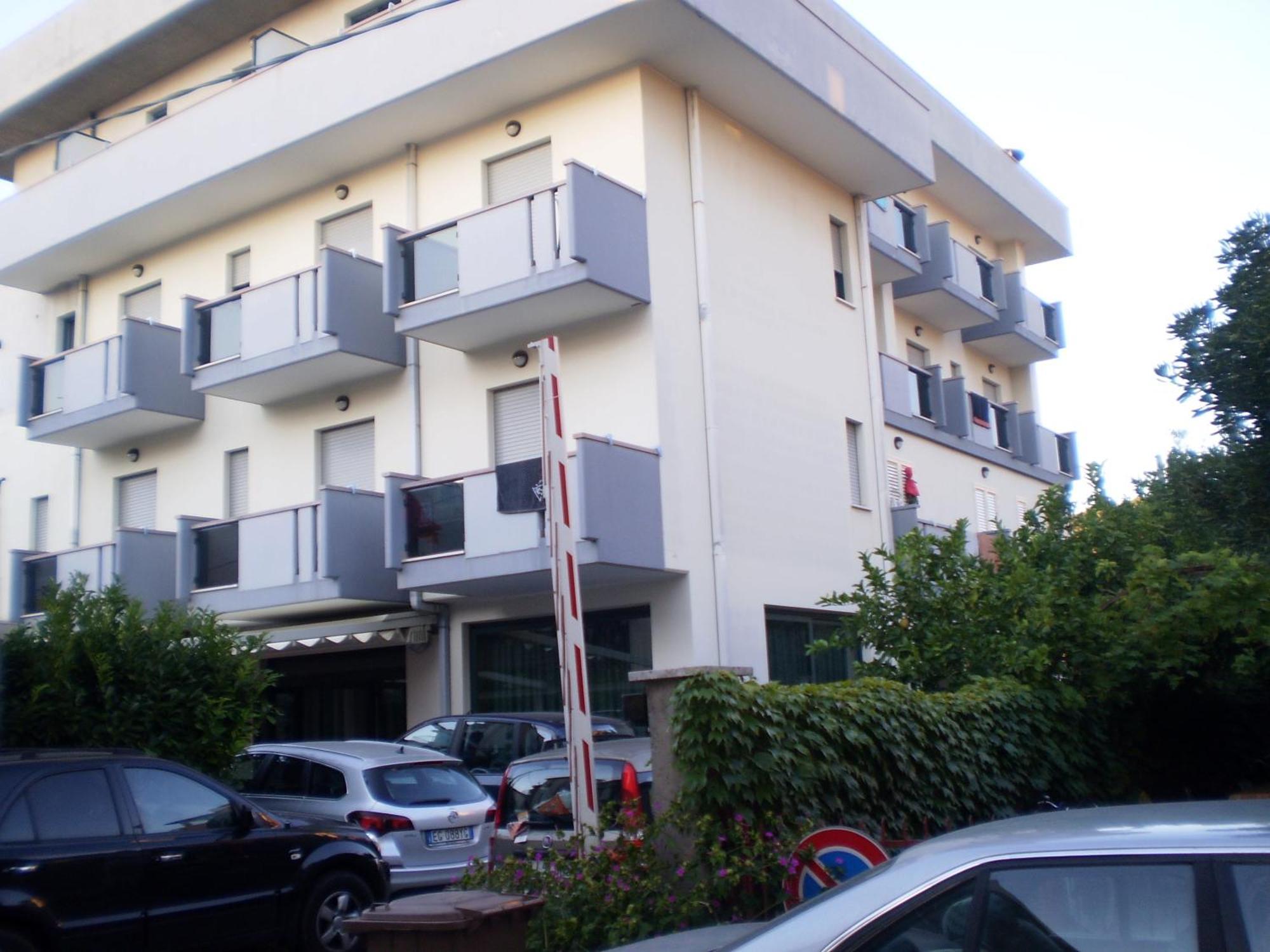 La Perla B&B Hotel Roseto Degli Abruzzi Eksteriør billede