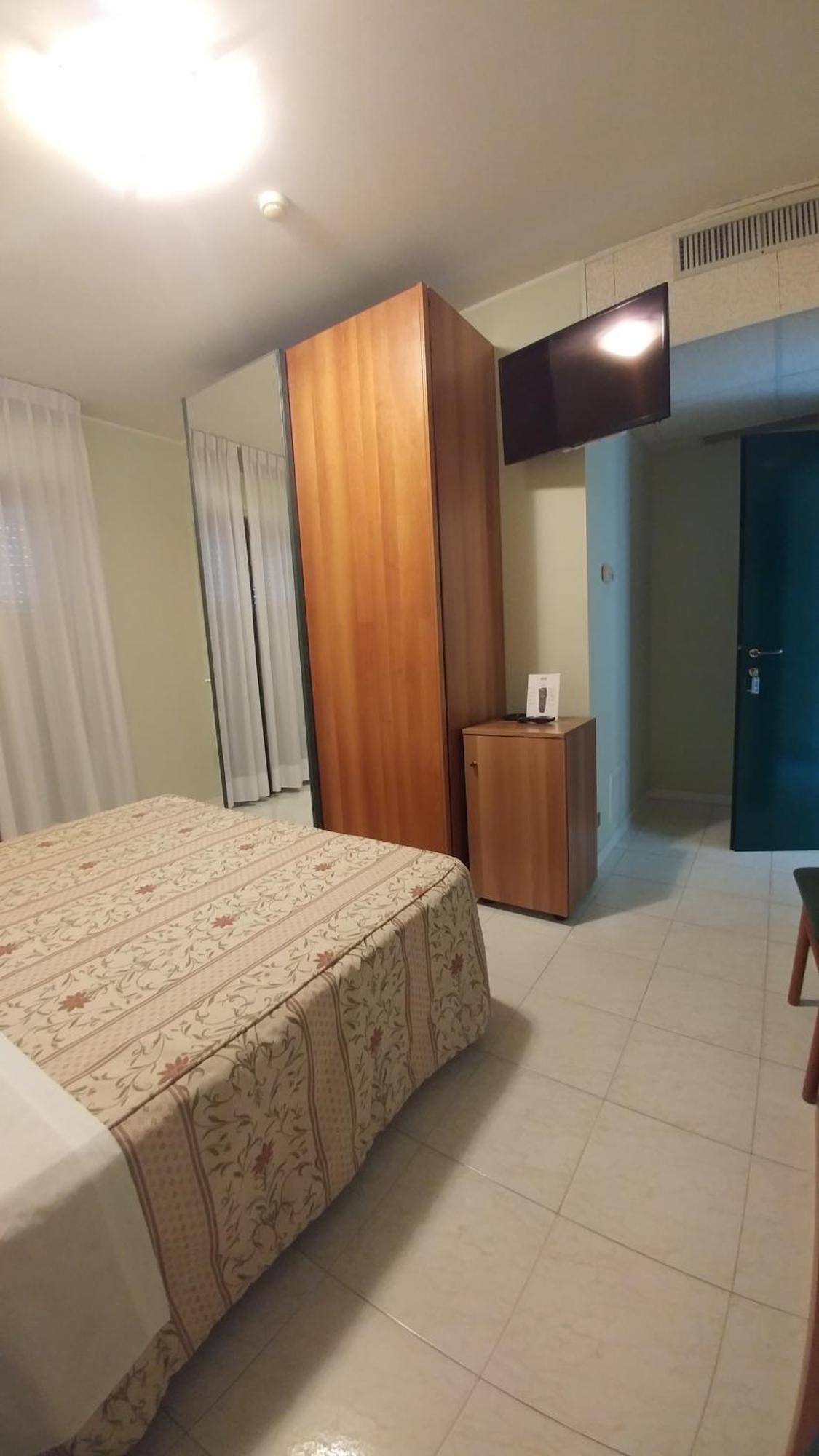La Perla B&B Hotel Roseto Degli Abruzzi Eksteriør billede
