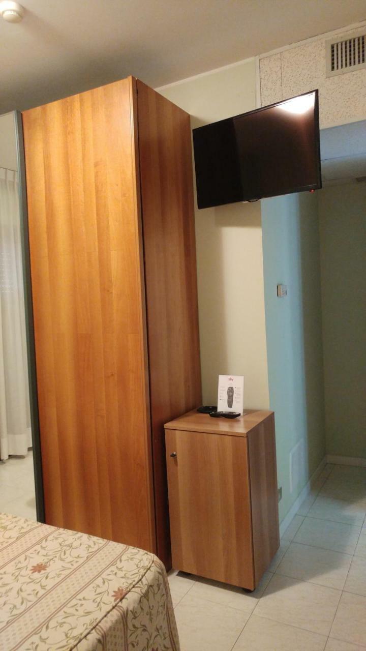 La Perla B&B Hotel Roseto Degli Abruzzi Eksteriør billede